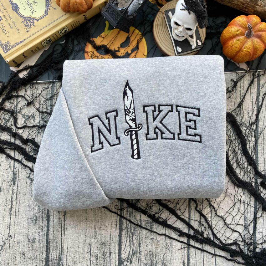 Halloween Chracter Ver Knife – Embroidery Sweatshirt