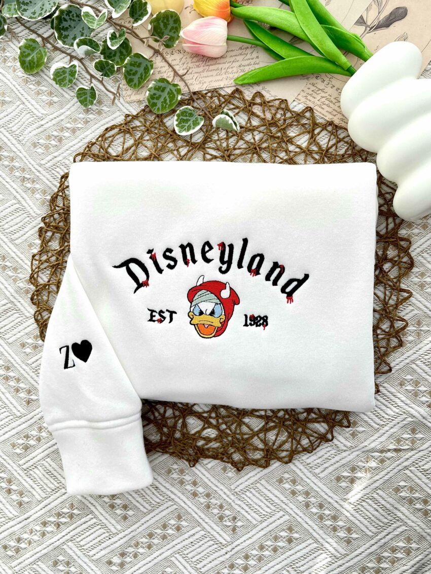 Mickey Mouse Friends – Embroidery Sweatshirt