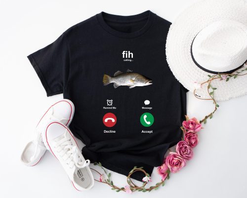 Fih Incoming Call Meme T-shirt: Summer Humor Tee for Ocean Lovers and Anglers